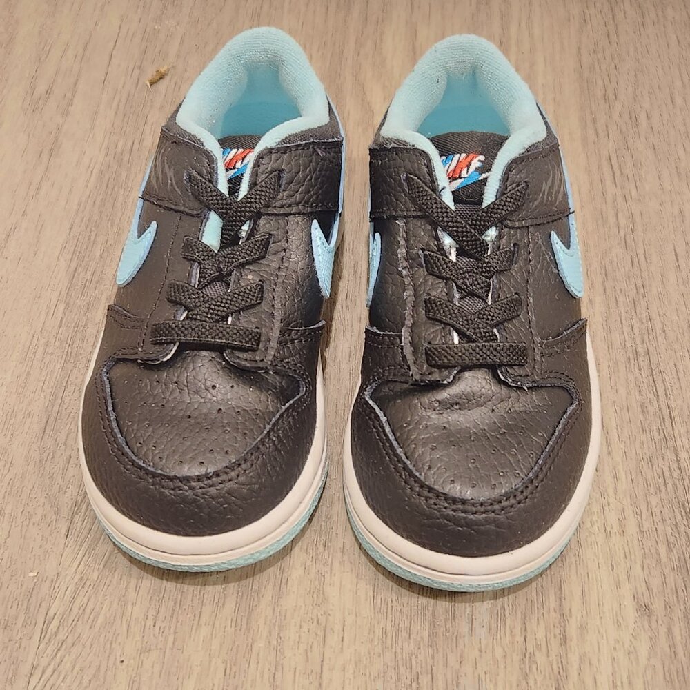 Size 9c - Nike Dunk SE Low Barber Shop - Black